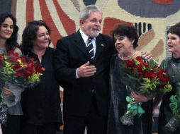 Luiz Inácio Lula da Silva (centro) está cerca de terminar su mandato. AP  /