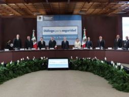 El procurador Arturo Chávez Chávez participó en los Diálogos por la Seguridad, encabezados por el Presidente. EL UNIVERSAL  /