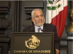 Jiménez Macías considerá que Felipe Calderón tendrá que ir al Congreso a rendir su informe de gobierno. ESPECIAL  /