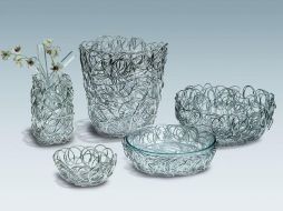 Idóneos para utilizarlos como fruteros o centros de mesa, la colección Nuvem de la casa decorativa Alessi.ESPECIAL  /