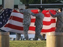 13 personas murieron durante el tiroteo. ESPECIAL  /