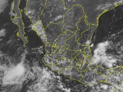 Imagen satelital de este viernes donde se observa nubosidad en costas del Pacífico. AP  /