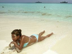 Cancún podría sufrir afectación ante la posible salida de Mexicana representa una derrama de dos mil dólares para el destino. REUTERS  /