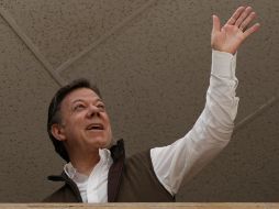 Santos y Chávez se reunieron el 10 de agosto para sentar las bases del restablecimiento de las relaciones diplomáticas y comerciales. A  /