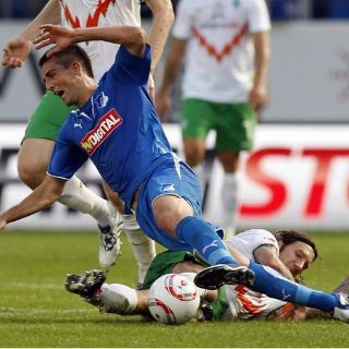 Inicia  Werder Bremen  con escandalosa derrota