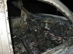 El cuerpo fue encontrado dentro de una camioneta en llamas en la parte trasera. M. PATIÑO  /