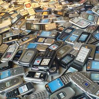 Fabricantes de superteléfonos, afectados por falta de chips