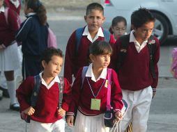 Hoy regresan a clases estudiantes de los niveles preescolar, primaria y secundaria, para dar inicio al ciclo escolar 2010-2011. ARCHIVO  /