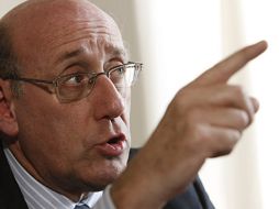 El nuevo administrador de los pagos a las víctimas del derrame de petróleo en el Golfo de México, Ken Feinberg. ESPECIAL  /