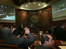 Aspecto del Congreso del Estado en sesión. Anuncian que los legisladores ya no meterán las manos por la UdeG por presupuesto. ARCHIVO  /