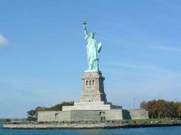 Junto a la nariz también se subastarán otros objetos curiosos relacionados con la cultura estadounidense. ESPECIAL  /