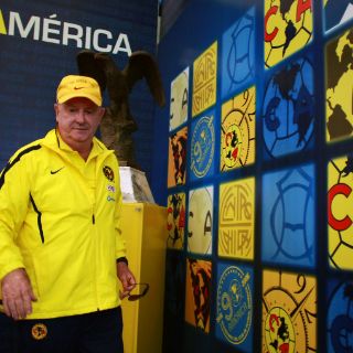 Los Gallos Blancos hicieron trampa: Lapuente