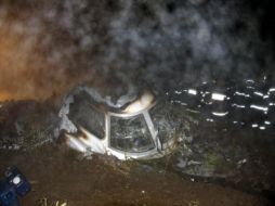 El avión habría estallado tras salir de la pista de aterrizaje. AP  /