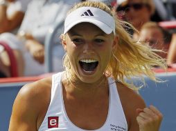 Caroline Wozniacki celebra su triunfo en la final de la Rogers Cup. REUTERS  /