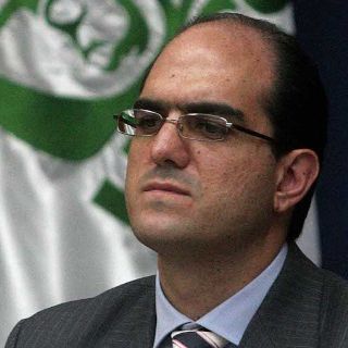 Karam envía propuesta para reformar ley del IMSS