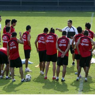 Mata empieza a hacer cambios