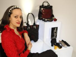 La diseñadora ha creado calzados para Anne Klein en colaboración con Manolo Blahnik.  AP  /