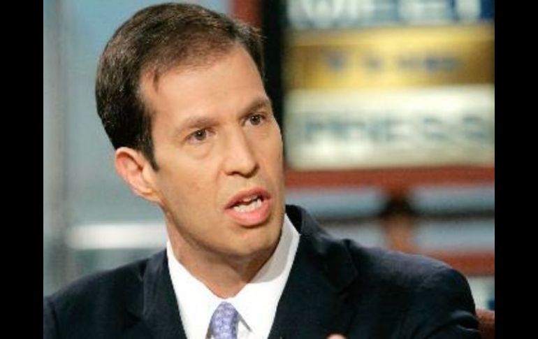 El ex funcionario dijo que expresar su preferencia lo ha hecho una mejor y más feliz persona. EFE  /