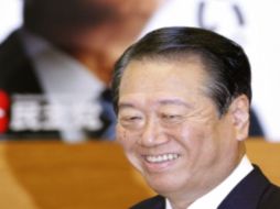 Ozawa cuenta con el apoyo del ex primer ministro, Yukio Hatoyama, para competir por el liderato del Partido Democrático. REUTERS  /
