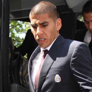 Salcido viaja a Inglaterra