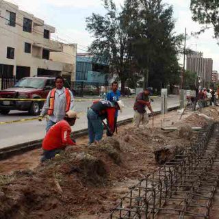 En marcha, obras para construir dos nodos viales en Lázaro Cárdenas