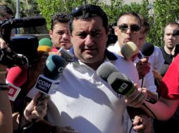 El representante del Barcelona asegura que el fichaje de Zlatan Ibrahimovic está por concretarse. AFP  /