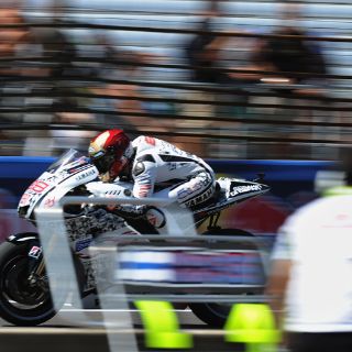 Stoner bate a Lorenzo en Indinápolis