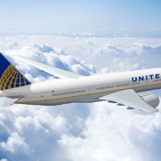 Autorizan fusión de Continental y United Airlines