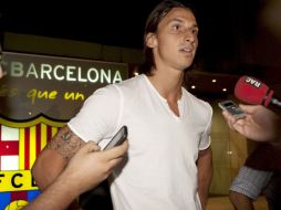 Zlatan Ibrahimovic deja al Barcelona luego de una temporada en el equipo culé. EFE  /