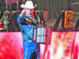 El líder de Los Tigres del Norte, Jorge Hernández, asegura que con el tiempo los latinos en Estados Unidos serán respetados.S.NÚÑEZ  /