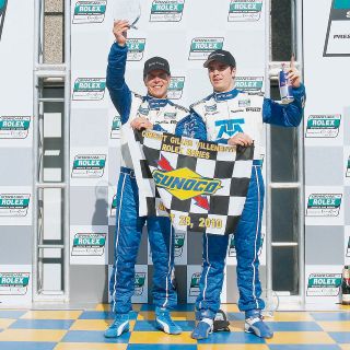 Rojas y Pruett rompen récord de victorias