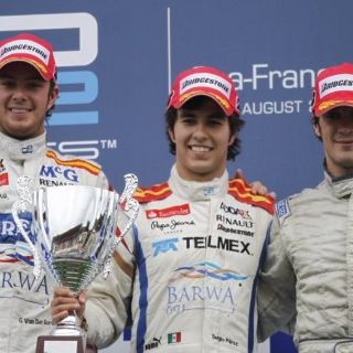 ‘Checo’ Pérez  se impone en primer lugar