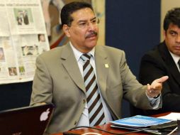 José Luis Hernández Amaya, director del SIAPA, sostiene que es necesario aprobar un alza al cobro por consumo de agua. E. BARRERA  /