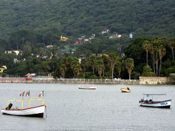 Durante el fin de semana pasado, el Lago de Chapala incrementó un centímetro más de altura.  M. FREYRIA  /