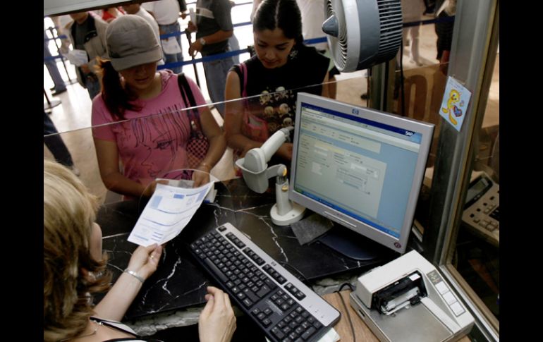 De aprobarse, el aumento en la tarifa será de entre 18% y 55% para los usuarios que consumen más litros cúbicos. A. GARCÍA  /