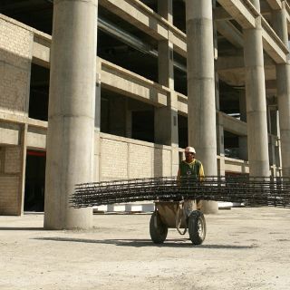 El estacionamiento de la Biblioteca Pública tendrá costo