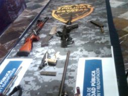 Aspecto de las armas decomisadas por policías del Estado. M. PATIÑO  /