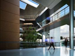 Uno de los tres edificios contemplados en el proyecto original albergaría el Centro de Control y Comunicación. ESPECIAL  /