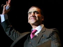 Reconocimiento por el álbum del año: Alejandro Fernández por su álbum Dos mundos ARCHIVO  /