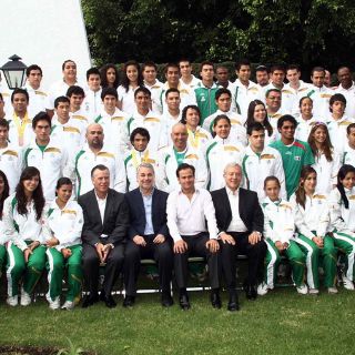 Deportistas de Jalisco recibirán becas al doble