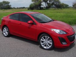 Mazda 3 Sedán Grand Touring. ESPECIAL  /