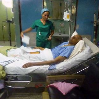 Guillermo Fariñas pasó la noche tranquilo, pero con dolor