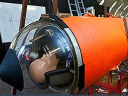 Peter Madsen y Kristian von Bengtson, probando el cohete espacial. ELMUNDO.ES  /