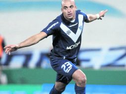 Santiago Silva, de Vélez, festeja el gol que le dio los 3 puntos. REUTERS  /