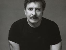 Sergio Bustamante lleva más de 35 años dedicado al diseño de artesanías y joyería.  ESPECIAL  /