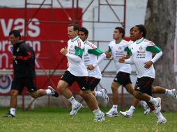 Los jugadores de la Selección Mexicana durante un entrenamiento realizado antes de partir a Monterrey. MEXSPORT  /
