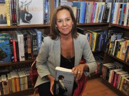 A la escritora, que cuenta poco de su nuevo proyecto, no le asusta la lejanía geográfica. EFE  /