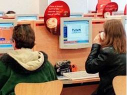 Aseguran que la agenda para el desarrollo de las tecnologías de información es una prioridad. AP  /