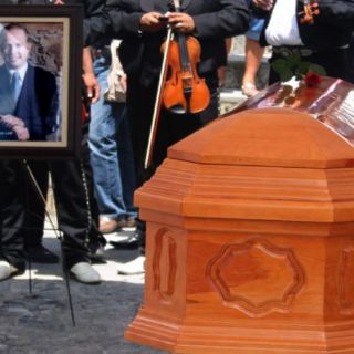 Rinde protesta alcalde sustituto de Santiago, Nuevo León