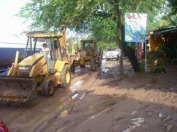 Se ha reanudado la circulación vial de manera lenta y extremando precauciones. M. INFANTE  /